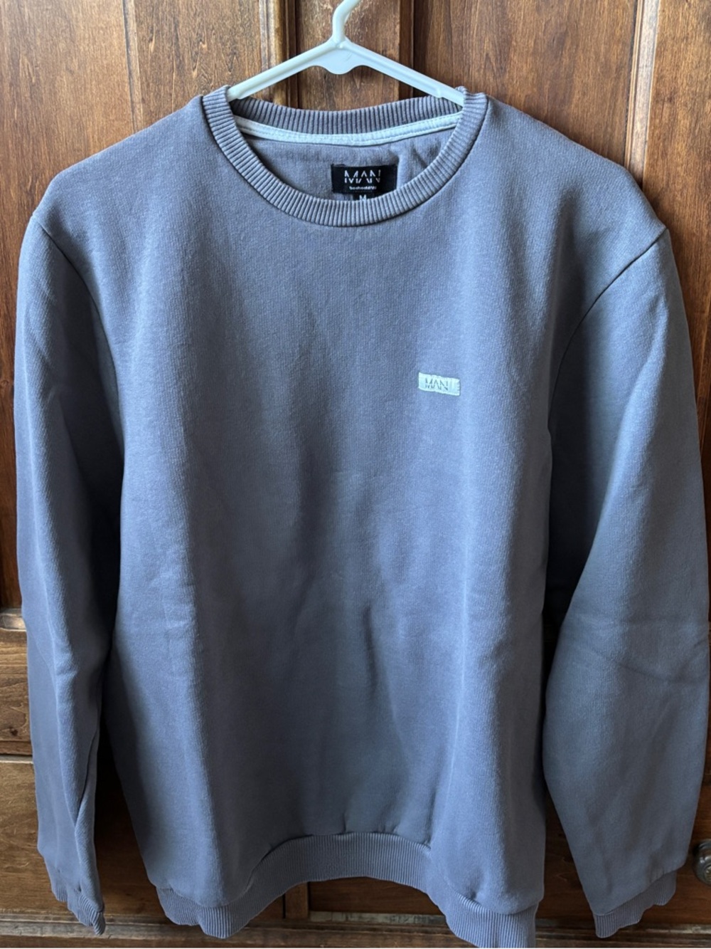 Boohoo MAN Men's Crewneck Sweatshirt in Charcoal Gray